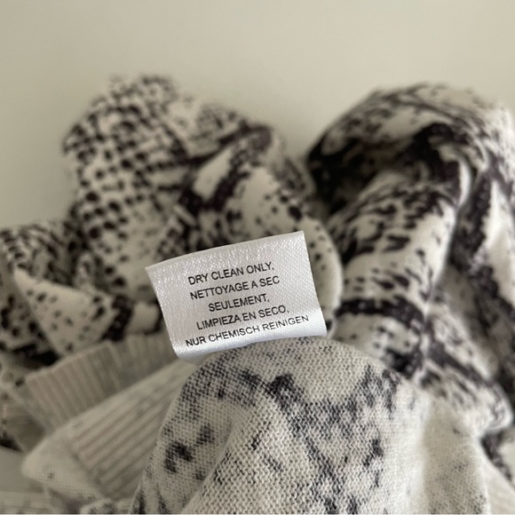 MINNIE ROSE PRINT SWEATER - Picture 4 of 5